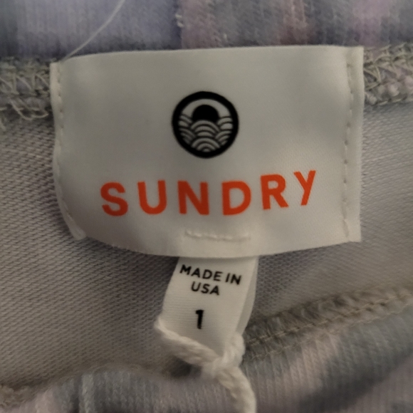 Sundry Women's Leopard Jogger Pant - Picture 7 of 9